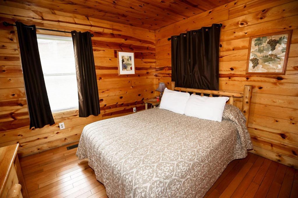 The Cabins At Pine Haven - Beckley Beaver Exterior foto